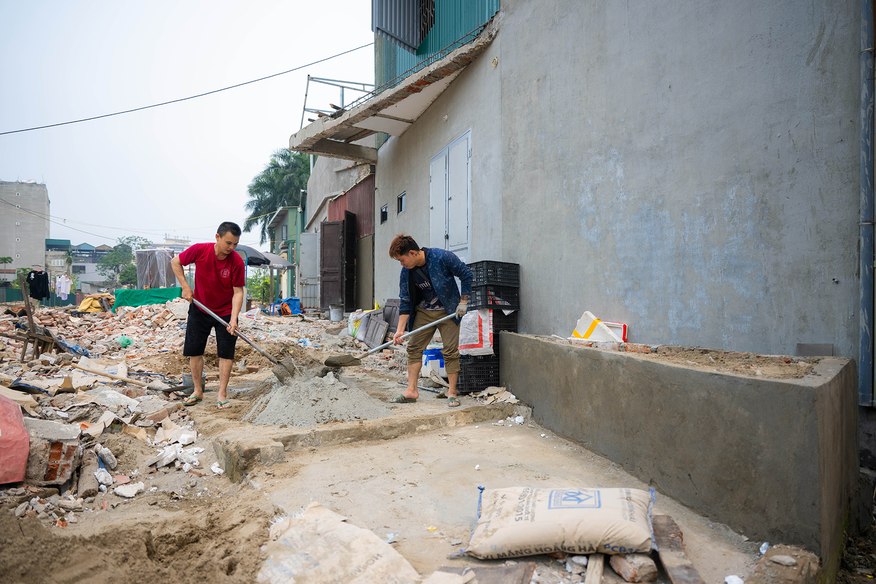 Cận cảnh loạt nhà siêu mỏng, siêu méo trên tuyến đường 500m ở Hà Nội- Ảnh 6. Cận cảnh loạt nhà siêu mỏng, siêu méo trên tuyến đường 500m ở Hà Nội- Ảnh 6.