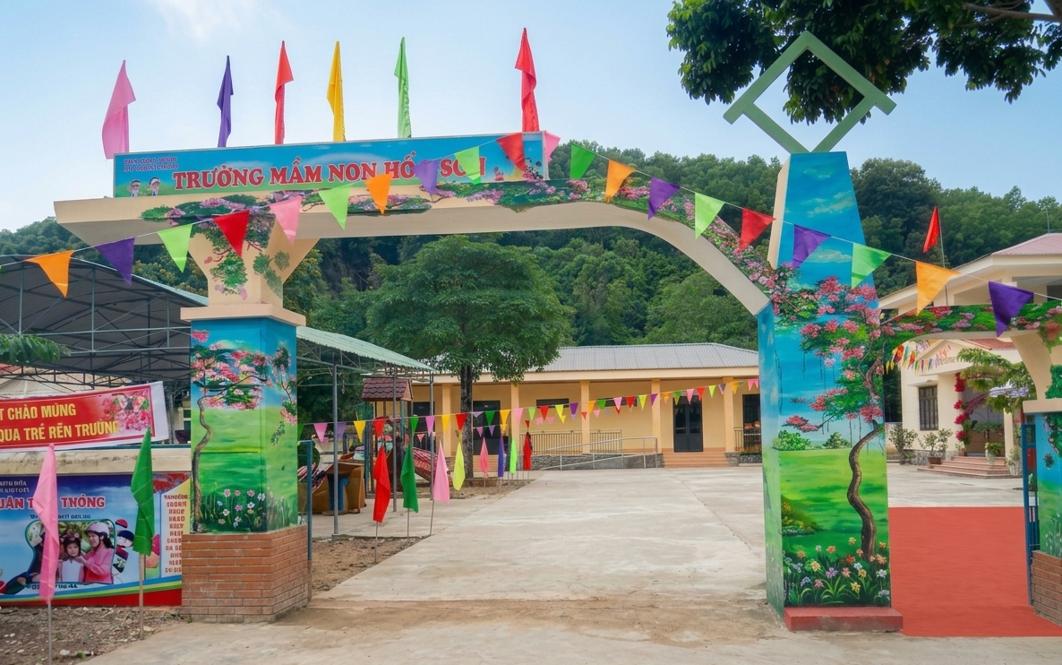 Hiệu trưởng chỉ đạo "n&acirc;ng khống" suất ăn trưa, nhận gần 23 triệu đồng - Ảnh 1.