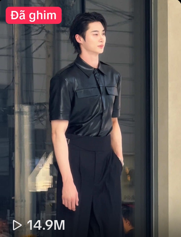 Đây chính là mỹ nam mặc đẹp nhất Hàn Quốc 2026, hút 15 triệu view nhờ visual chuẩn sách giáo khoa thời trang- Ảnh 4. Đây chính là mỹ nam mặc đẹp nhất Hàn Quốc 2026, hút 15 triệu view nhờ visual chuẩn sách giáo khoa thời trang- Ảnh 4.