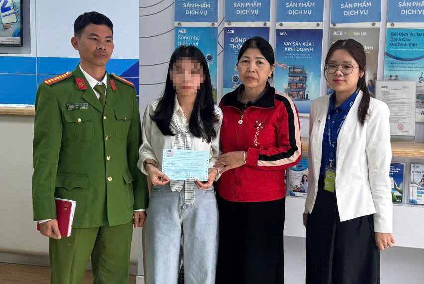 Chuyển khoản th&agrave;nh c&ocirc;ng 1,64 tỉ đồng v&agrave;o STK ng&acirc;n h&agrave;ng ACB, người đ&agrave;n &ocirc;ng SN 1990 phải đến tr&igrave;nh b&aacute;o c&ocirc;ng an- Ảnh 1.