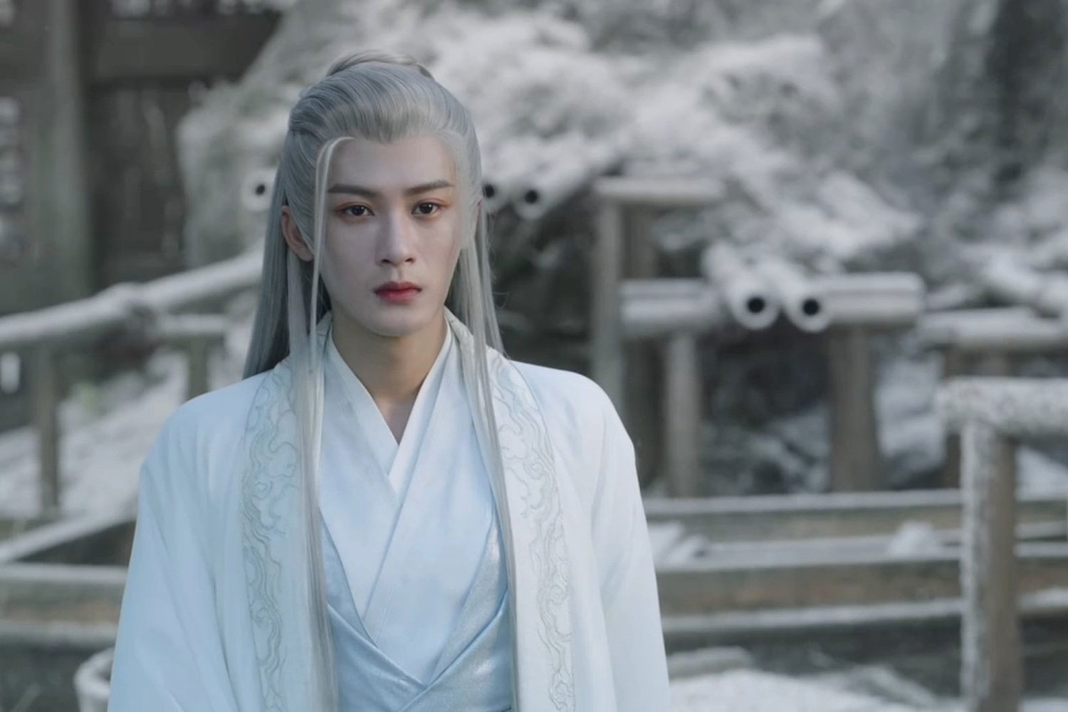10 mỹ nam cổ trang đẹp nhất Trung Quốc: Trương Lăng H&aacute;ch b&eacute;t bảng, hạng 1 l&agrave; hồ ly tinh x&eacute; truyện bước ra- Ảnh 4.