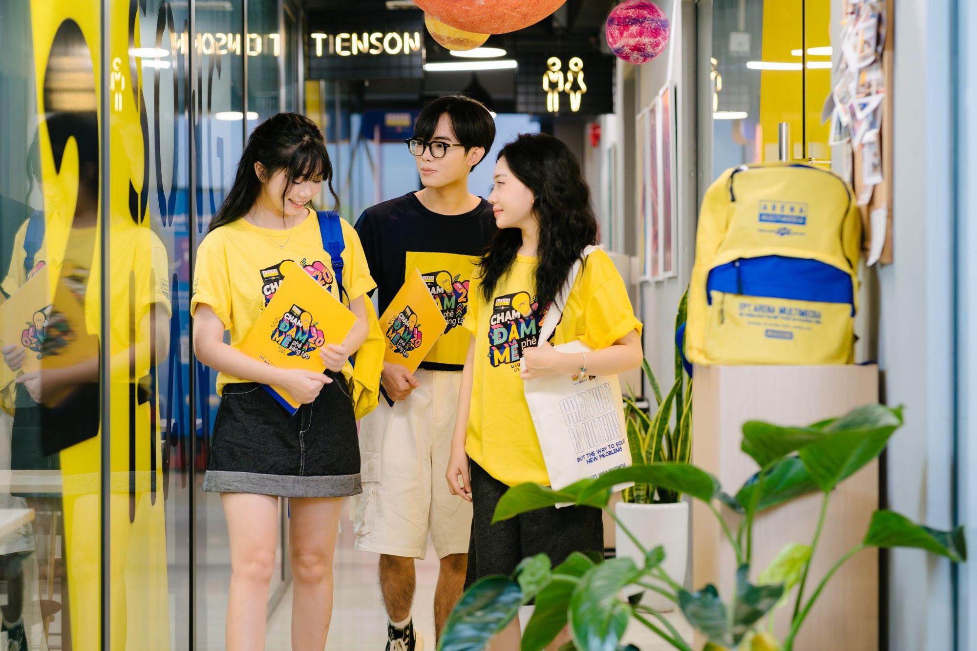 Đi làm thử trước khi học thật: Gen Z rủ nhau “test nghề” tại OPEN Z 2026 - Ảnh 1. Đi làm thử trước khi học thật: Gen Z rủ nhau “test nghề” tại OPEN Z 2026 - Ảnh 1.