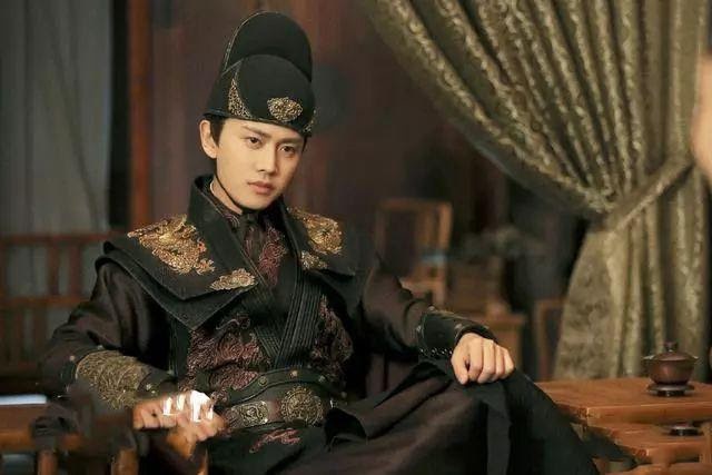 10 mỹ nam cổ trang đẹp nhất Trung Quốc: Trương Lăng H&aacute;ch b&eacute;t bảng, hạng 1 l&agrave; hồ ly tinh x&eacute; truyện bước ra- Ảnh 7.