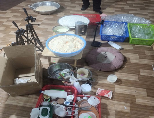 Danh s&aacute;ch 3 loại &ldquo;kem trộn&rdquo; tự chế chứa ho&aacute; chất lạ đang được rao b&aacute;n online: Người d&acirc;n kh&ocirc;ng n&ecirc;n mua, kh&ocirc;ng sử dụng- Ảnh 1.