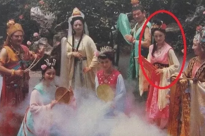 Mỹ nh&acirc;n l&ecirc;n h&igrave;nh v&agrave;i ph&uacute;t trong "T&acirc;y du k&yacute;": Sự nghiệp rực rỡ, giờ l&agrave;m l&atilde;nh đạo- Ảnh 1.