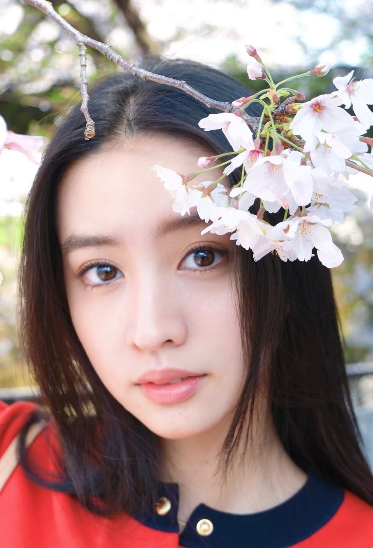 C&ocirc;ng ch&uacute;a showbiz Nhật Bản từng bị ch&iacute;nh người Nhật tẩy chay, 15 tuổi đ&atilde; th&agrave;nh c&ocirc;ng nhưng vẫn cố tho&aacute;t m&aacute;c "nepo baby" mỗi ng&agrave;y- Ảnh 4.