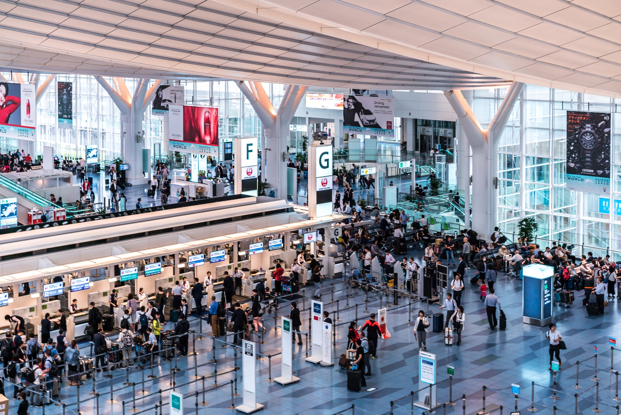 Ch&iacute;nh thức: 18 người nộp thuế c&oacute; t&ecirc;n sau bị tạm ho&atilde;n xuất cảnh- Ảnh 1.