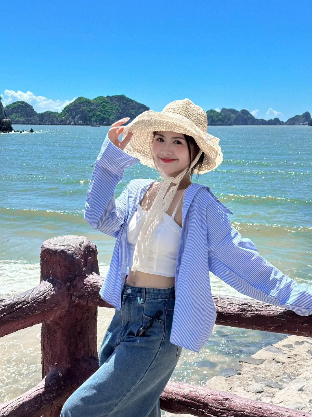 Cuộc sống hiện tại của hot girl ch&acirc;n kho&egrave;o đ&igrave;nh đ&aacute;m: Đ&atilde; chồng con, phản hồi khi bị n&oacute;i &ldquo;t&agrave;n tạ&rdquo;- Ảnh 10.