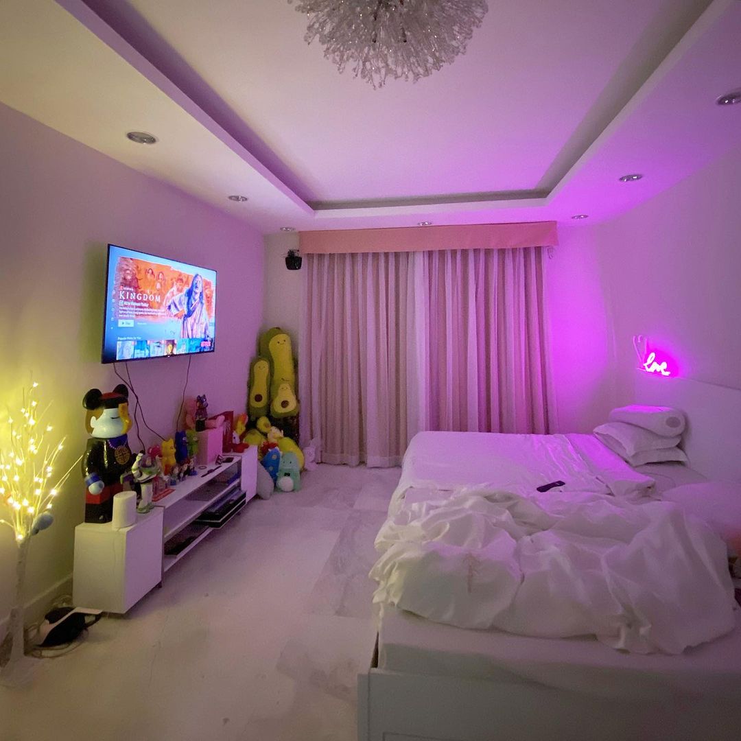 Tiểu thư S&agrave;i th&agrave;nh 15 tuổi y&ecirc;u, 20 tuổi lấy chồng: Ở biệt thự 3 tầng s&aacute;ng nhất phố, qua 4 lần sinh nở vẫn đẹp như g&aacute;i đ&ocirc;i mươi- Ảnh 6.