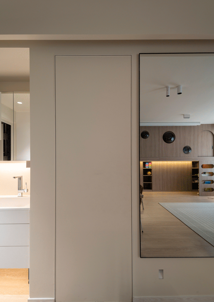 Chỉ 45m&sup2; nhưng chia được 3 ph&ograve;ng ngủ: B&agrave;i to&aacute;n nh&agrave; nhỏ được giải qu&aacute; th&ocirc;ng minh- Ảnh 3.