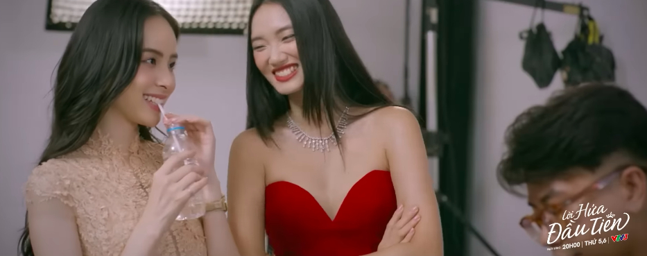 Tội cho Hoa hậu Việt đăng quang m&agrave; chẳng ai th&egrave;m nhớ: Ra đường kh&ocirc;ng một người nhận ra, &Aacute; hậu coi thường ra mặt- Ảnh 4.