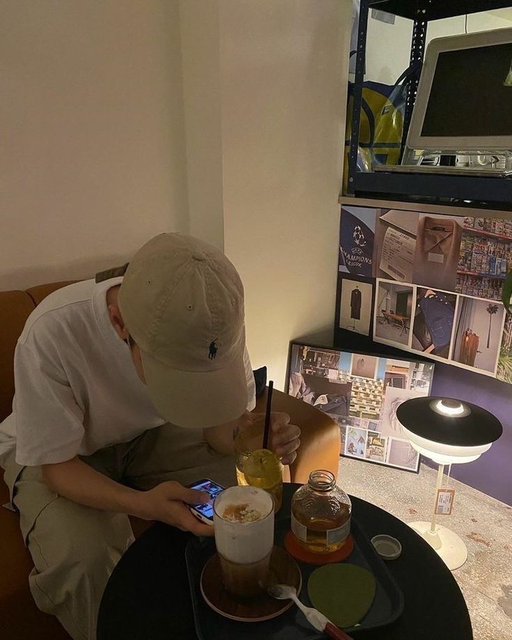 Khi bố mẹ cần tiền viện ph&iacute; gấp: 3 kiểu người lộ r&otilde; ai &ldquo;c&oacute; tiền thật&rdquo; - Ảnh 1.