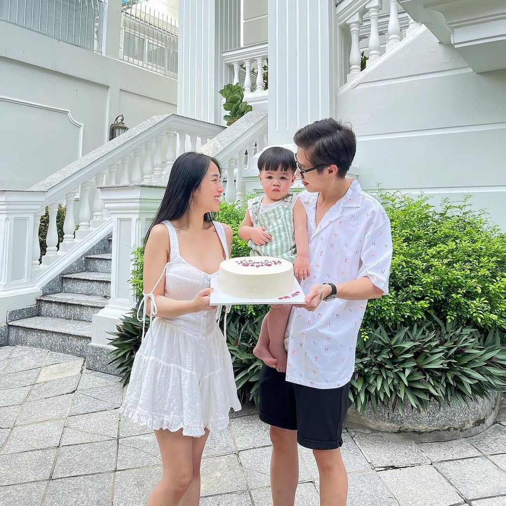 Tiểu thư S&agrave;i th&agrave;nh 15 tuổi y&ecirc;u, 20 tuổi lấy chồng: Ở biệt thự 3 tầng s&aacute;ng nhất phố, qua 4 lần sinh nở vẫn đẹp như g&aacute;i đ&ocirc;i mươi- Ảnh 16.