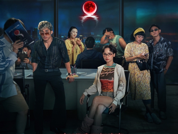 Chưa từng c&oacute; ở Vbiz: 1 đạo diễn đ&ograve;i đ&oacute;ng cửa nhốt hết kh&aacute;n giả trong rạp v&igrave; 30 ph&uacute;t đầu phim qu&aacute; dở- Ảnh 4.