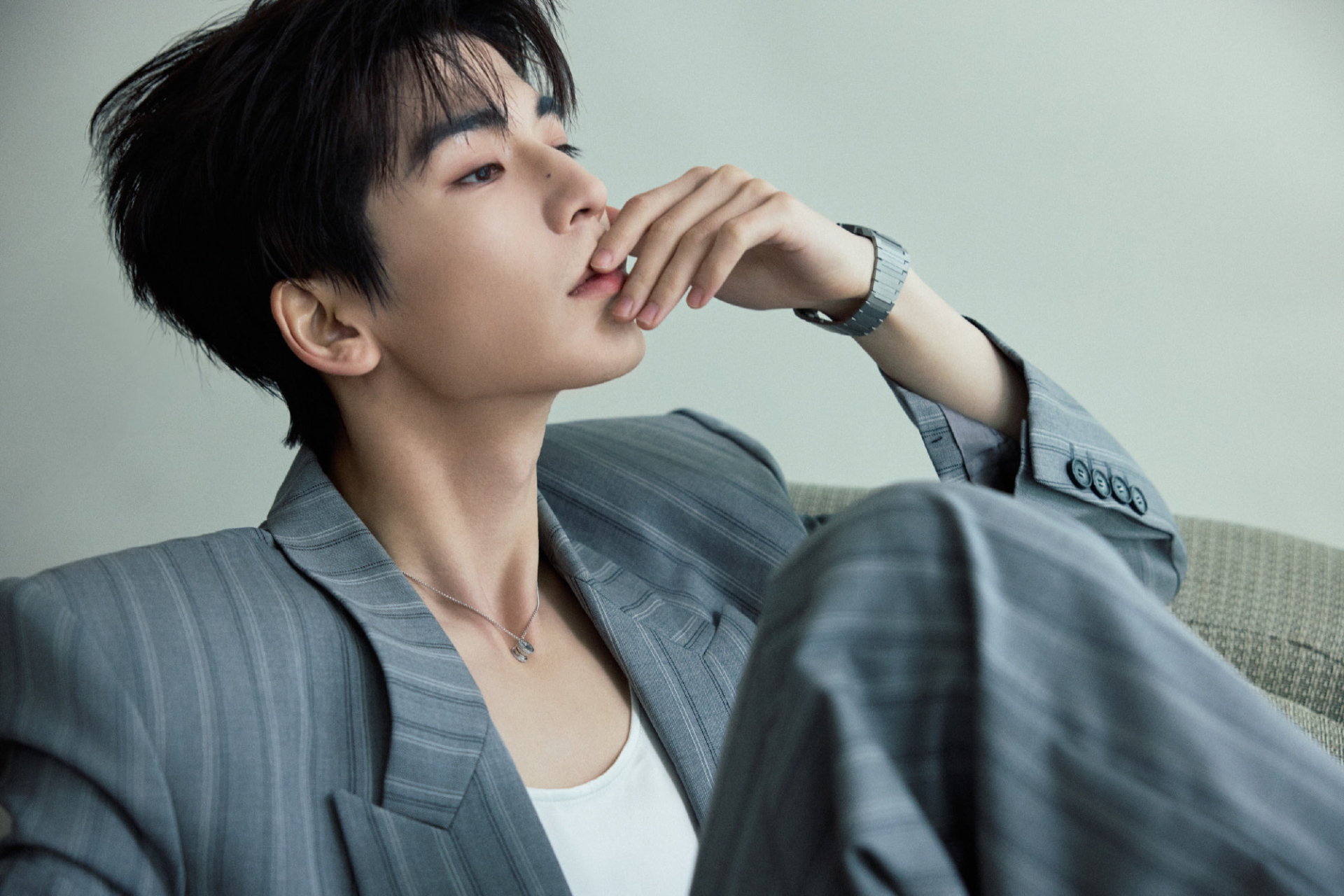 Khủng khiếp cảnh biển người chen k&iacute;n 5 tầng lầu trung t&acirc;m thương mại, mọi thứ n&aacute;o loạn v&igrave; Trương Lăng H&aacute;ch xuất hiện- Ảnh 7.