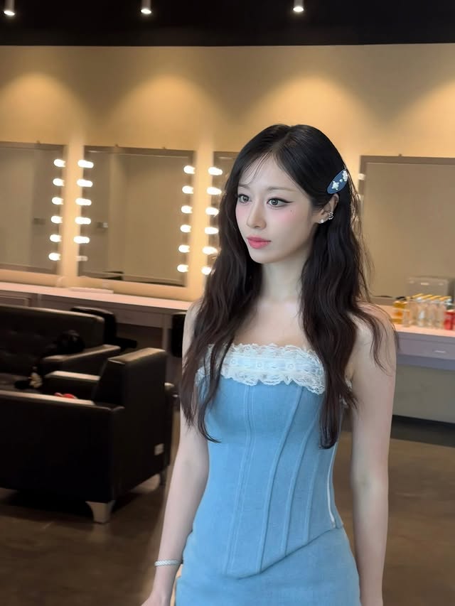 Mỹ nh&acirc;n đ&igrave;nh đ&aacute;m showbiz lộ diện với visual kh&ocirc;ng tin nổi hậu drama chồng cầu thủ đi bar với g&aacute;i lạ- Ảnh 6.