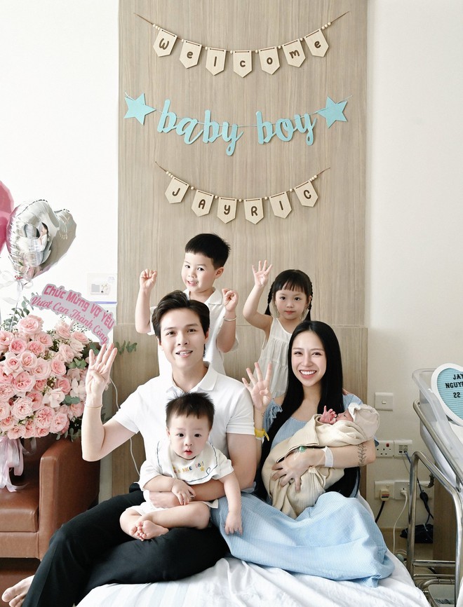 Tiểu thư S&agrave;i th&agrave;nh 15 tuổi y&ecirc;u, 20 tuổi lấy chồng: Ở biệt thự 3 tầng s&aacute;ng nhất phố, qua 4 lần sinh nở vẫn đẹp như g&aacute;i đ&ocirc;i mươi- Ảnh 1.