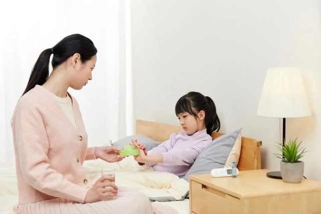 B&eacute; 5 th&aacute;ng tuổi suy gan sau bữa tiệc gia đ&igrave;nh: B&aacute;c sĩ lo ngại v&igrave; "t&igrave;nh thương thiếu hiểu biết" của &ocirc;ng nội- Ảnh 4.