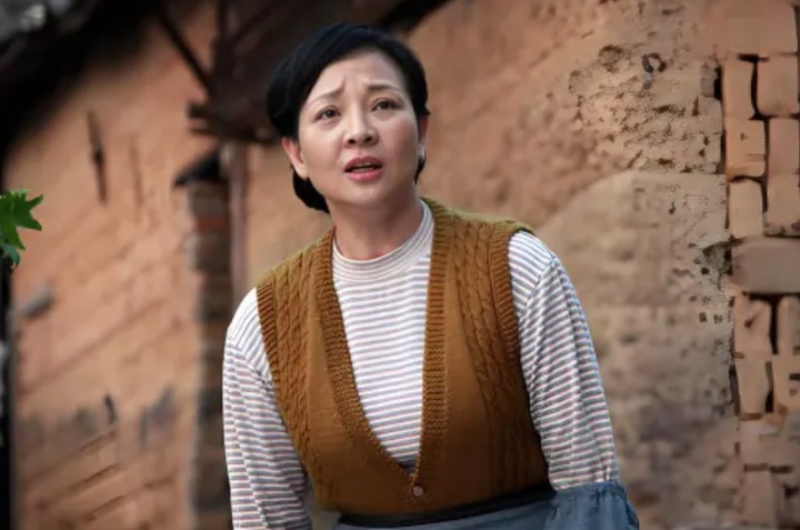 Cung nữ trong "T&acirc;y du k&yacute;": Đỗ 2 trường đại học, trở th&agrave;nh nh&agrave; thiết kế nổi tiếng- Ảnh 3.