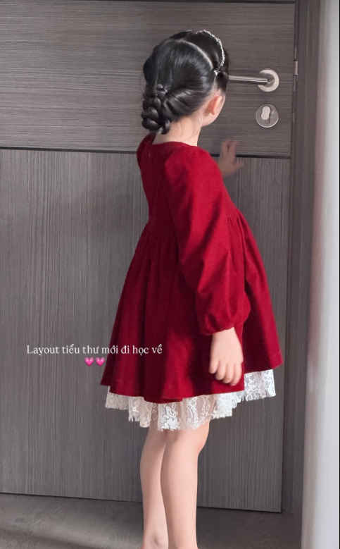 Tiểu thư Vbiz được giấu k&iacute;n bưng nay đ&atilde; lớn cỡ n&agrave;y: Mẹ l&agrave; &Aacute; hậu visual đỉnh, danh t&iacute;nh bố cực b&iacute; ẩn- Ảnh 1.