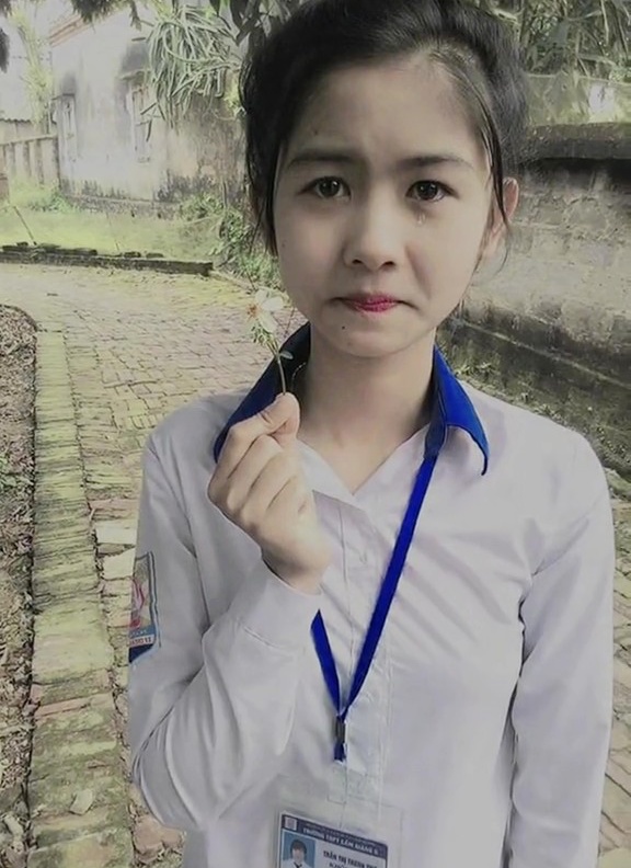 Cuộc sống hiện tại của hot girl ch&acirc;n kho&egrave;o đ&igrave;nh đ&aacute;m: Đ&atilde; chồng con, phản hồi khi bị n&oacute;i &ldquo;t&agrave;n tạ&rdquo;- Ảnh 4.