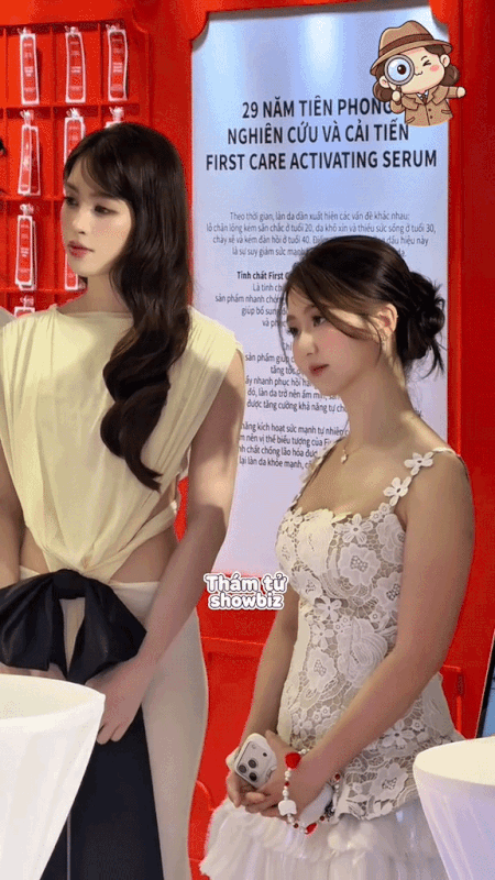 Đứng cạnh Tiểu Vy l&ugrave;n hơn hẳn 20cm, nhưng tiểu thư n&agrave;y c&oacute; khu&ocirc;n mặt đẹp đến mức chẳng cần chiều cao nữa - Ảnh 1.