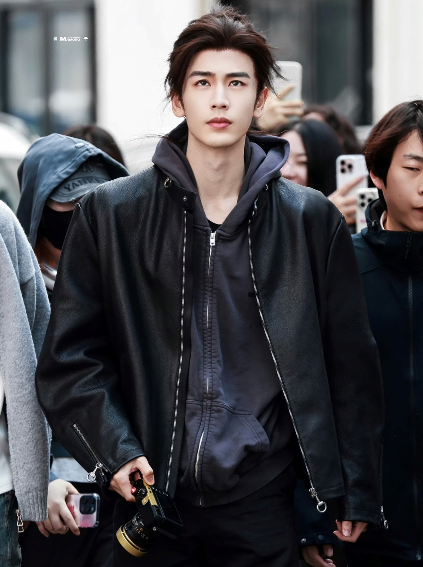 Bức ảnh vạch trần th&oacute;i ph&ocirc;ng bạt của Trương Lăng H&aacute;ch- Ảnh 7.