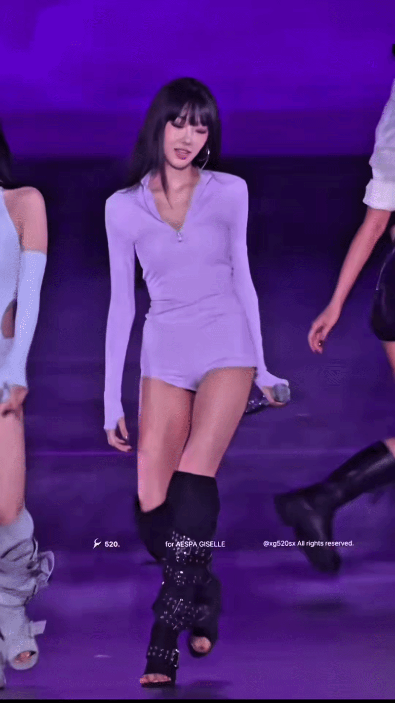 M&agrave;n lột x&aacute;c h&uacute;t view của nữ idol vướng tranh c&atilde;i nghiện thẩm mỹ- Ảnh 4.