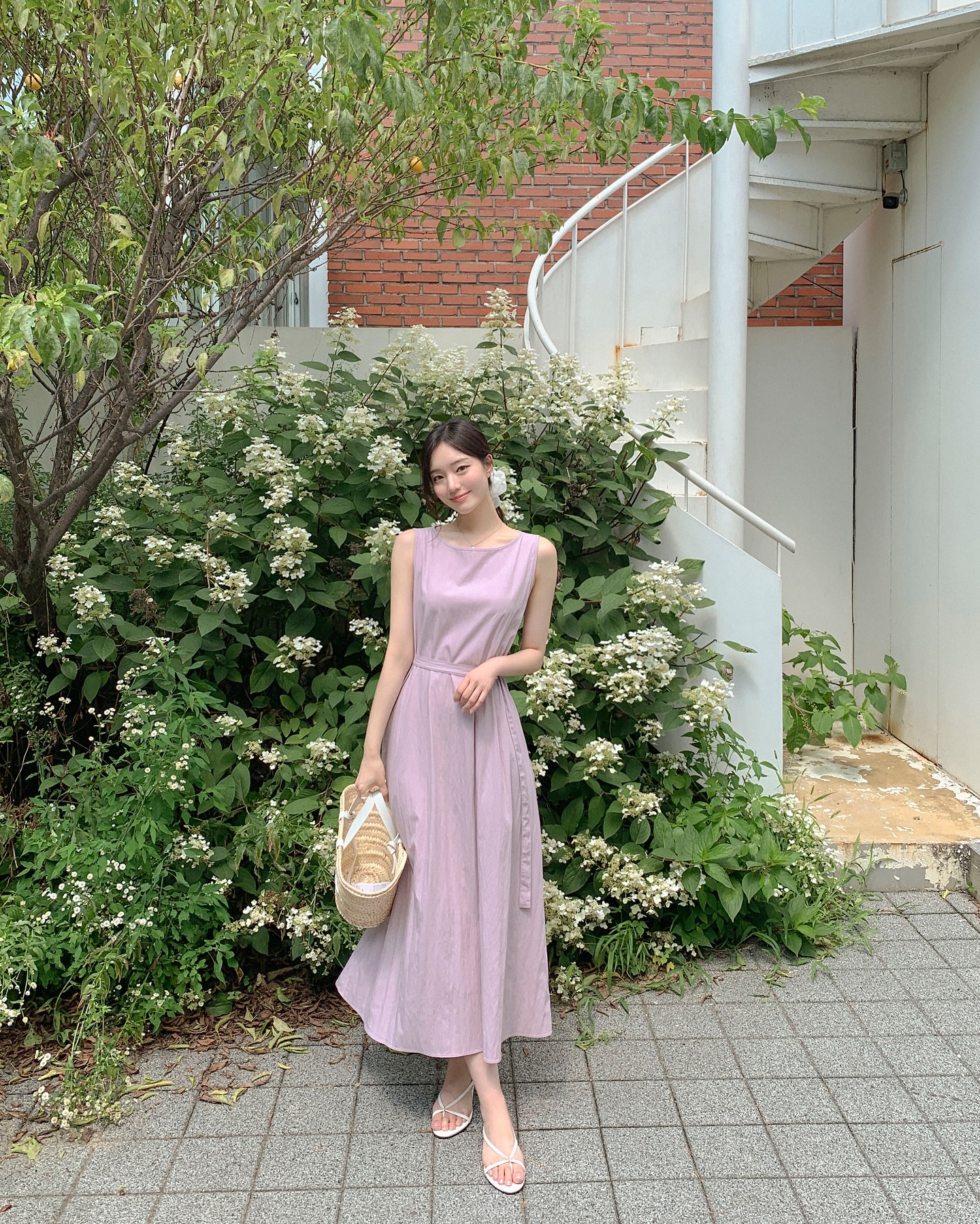 5 c&aacute;ch mặc đồ h&egrave; t&ocirc;n d&aacute;ng xuất sắc, n&agrave;ng cao hay thấp đều n&ecirc;n biết- Ảnh 11.