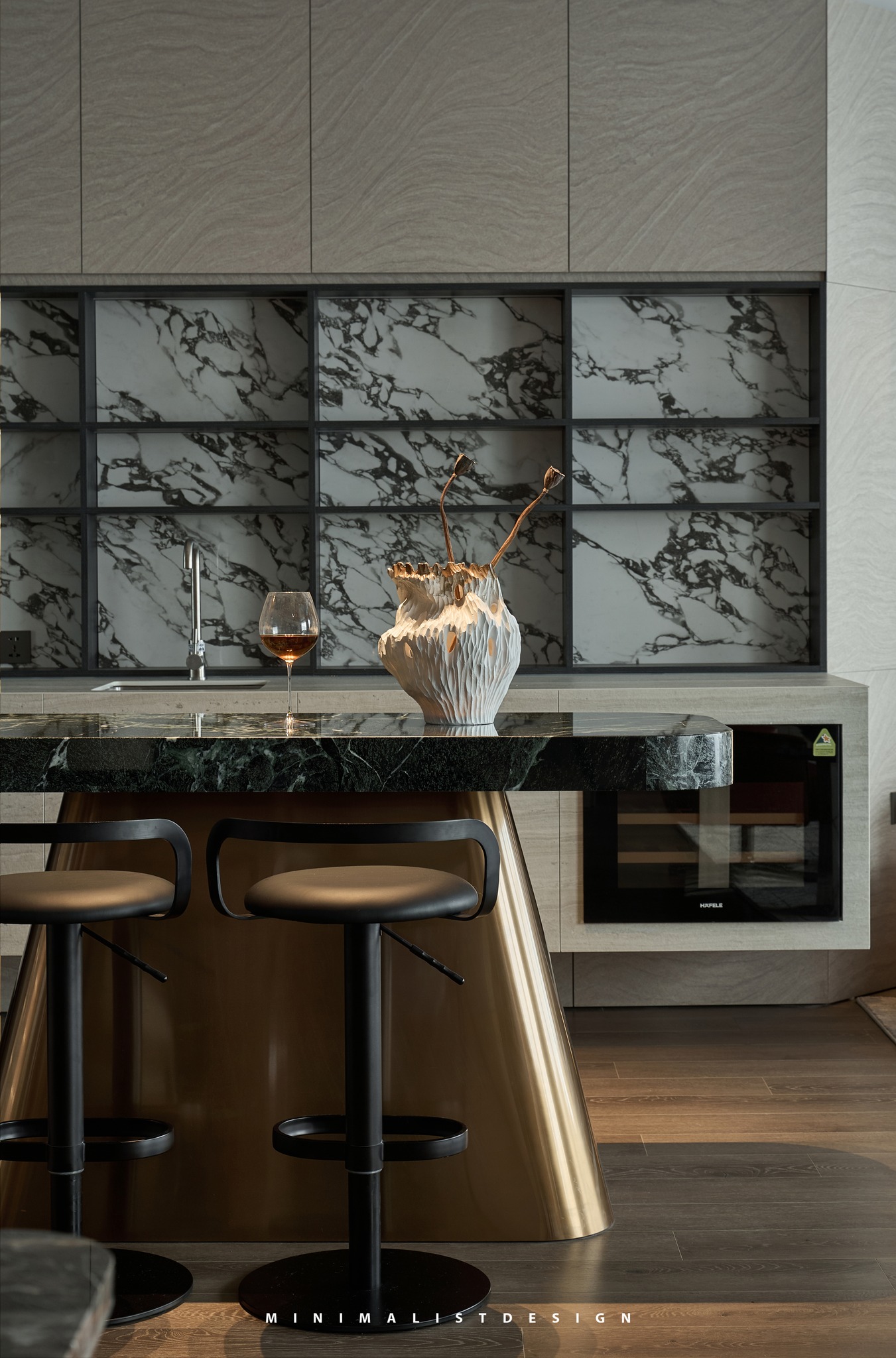 M&acirc;y tầng n&agrave;o gặp gi&oacute; tầng ấy: Thiếu gia c&ugrave;ng tiểu thư H&agrave; th&agrave;nh kết h&ocirc;n, nh&agrave; chung l&agrave; duplex xa hoa bạc tỉ- Ảnh 12.