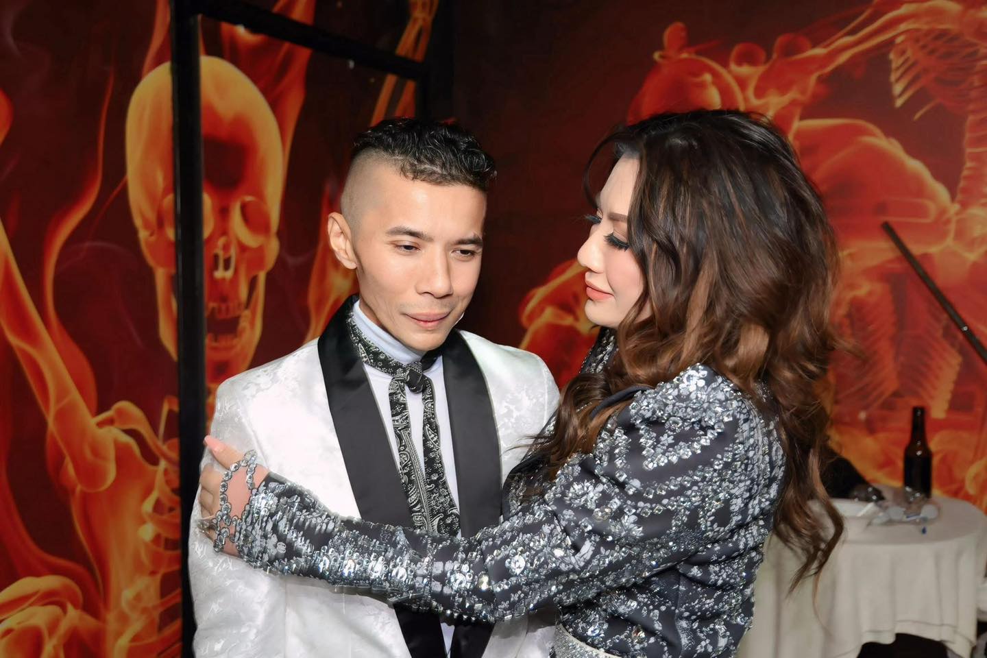 Vợ cũ Bằng Kiều th&ocirc;ng b&aacute;o lễ 49 ng&agrave;y của Kasim: "Nếu c&oacute; thể xin gh&eacute; qua thắp cho em ấy 1 n&eacute;n nhang"- Ảnh 2.