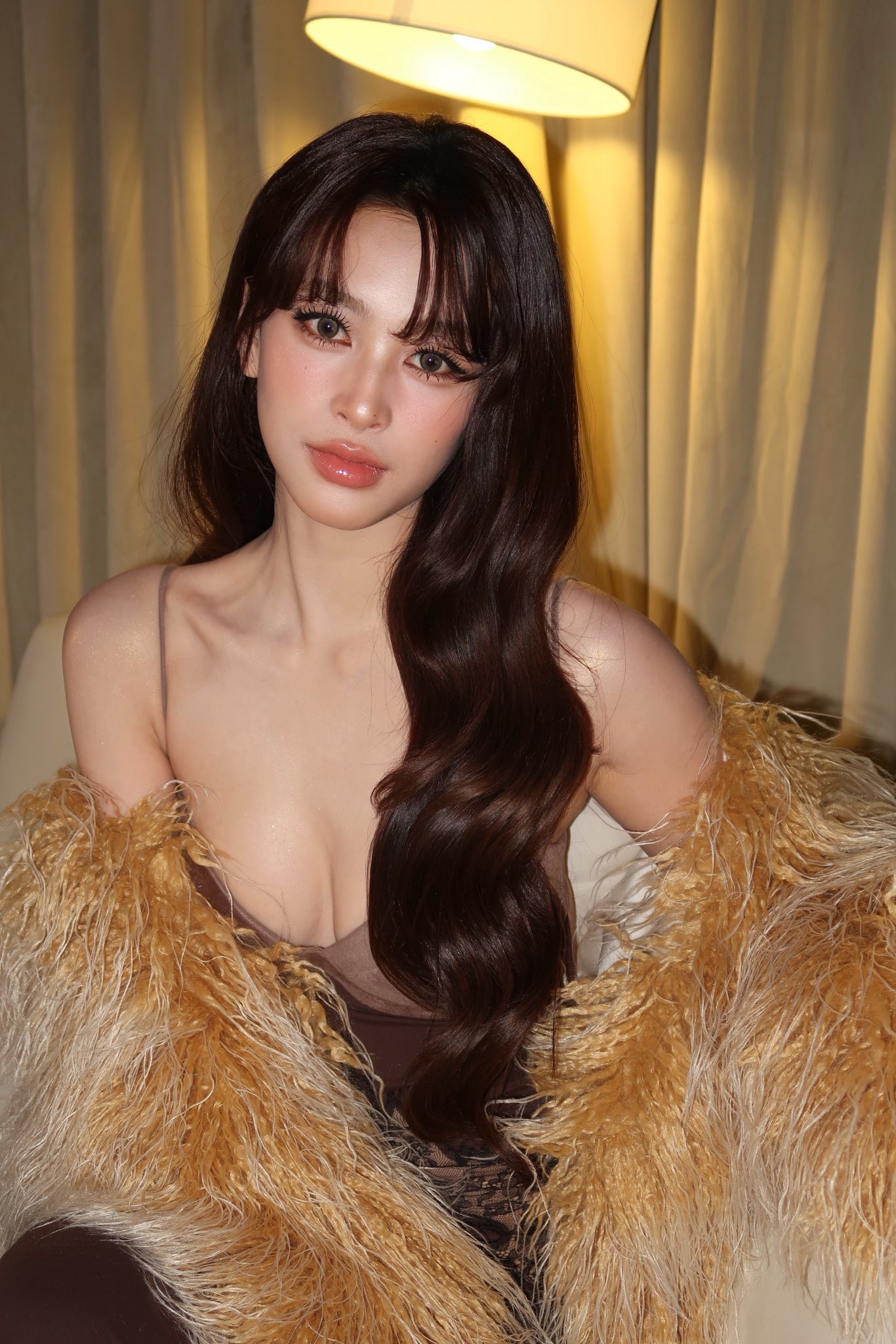 Hoa hậu Tiểu Vy l&ecirc;n tiếng m&agrave;n ph&aacute;t biểu "&acirc;m điểm": "T&ocirc;i kh&ocirc;ng kh&eacute;o ăn n&oacute;i thật, nhưng t&ocirc;i tức"- Ảnh 3.