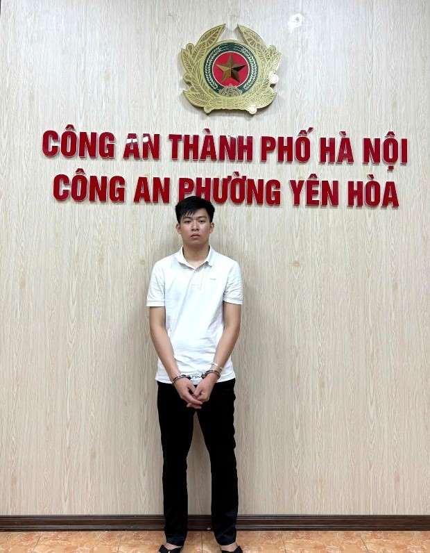 Bắt nam thanh ni&ecirc;n sinh năm 2003 trộm đồ tại si&ecirc;u thị Go! Thăng Long- Ảnh 1.