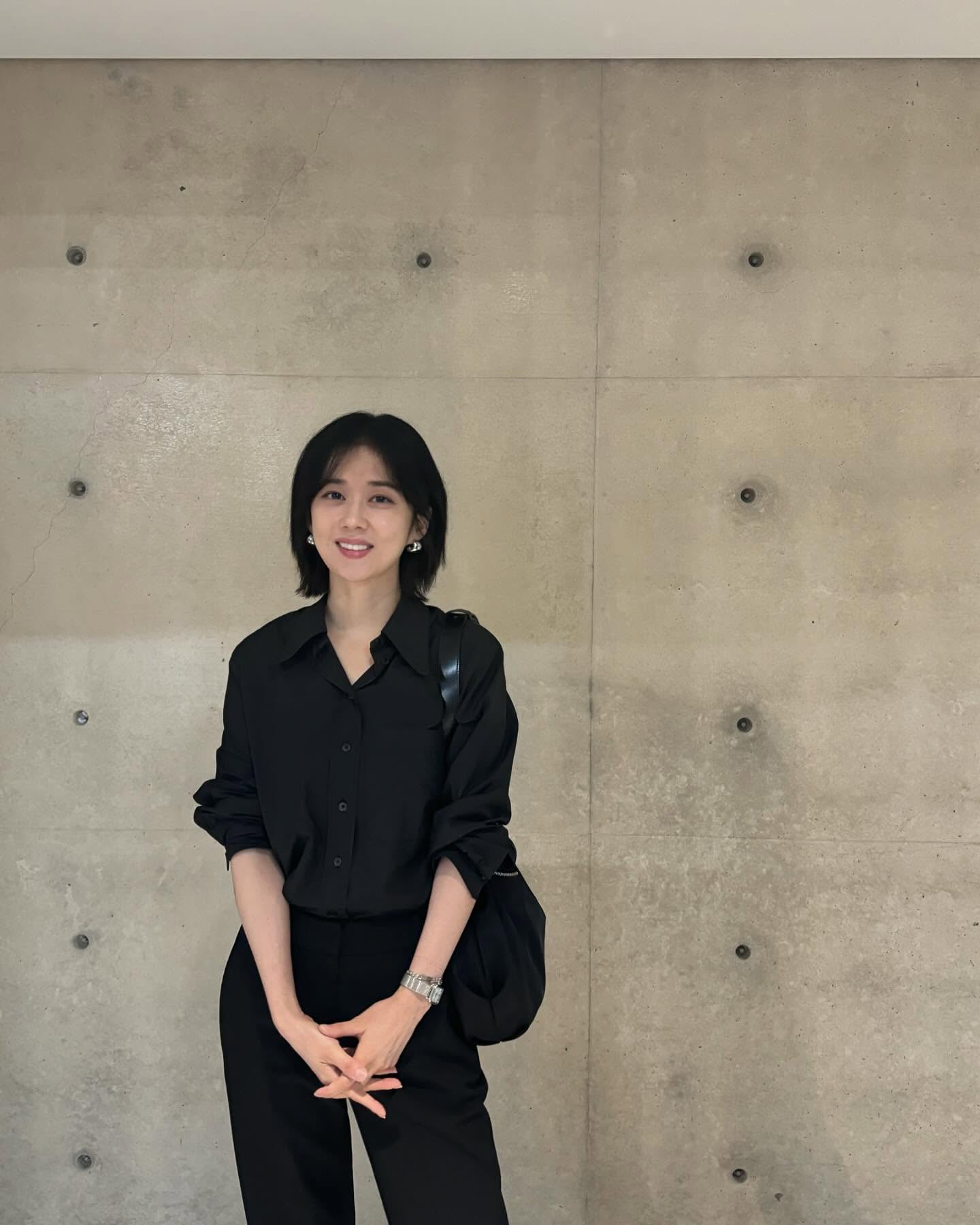 Showbiz c&oacute; mỹ nh&acirc;n l&agrave; ngoại lệ của tuổi t&aacute;c: C&agrave;ng lớn tuổi c&agrave;ng trẻ đẹp, v&igrave; một c&acirc;u n&oacute;i m&agrave; bị cấm s&oacute;ng- Ảnh 8.