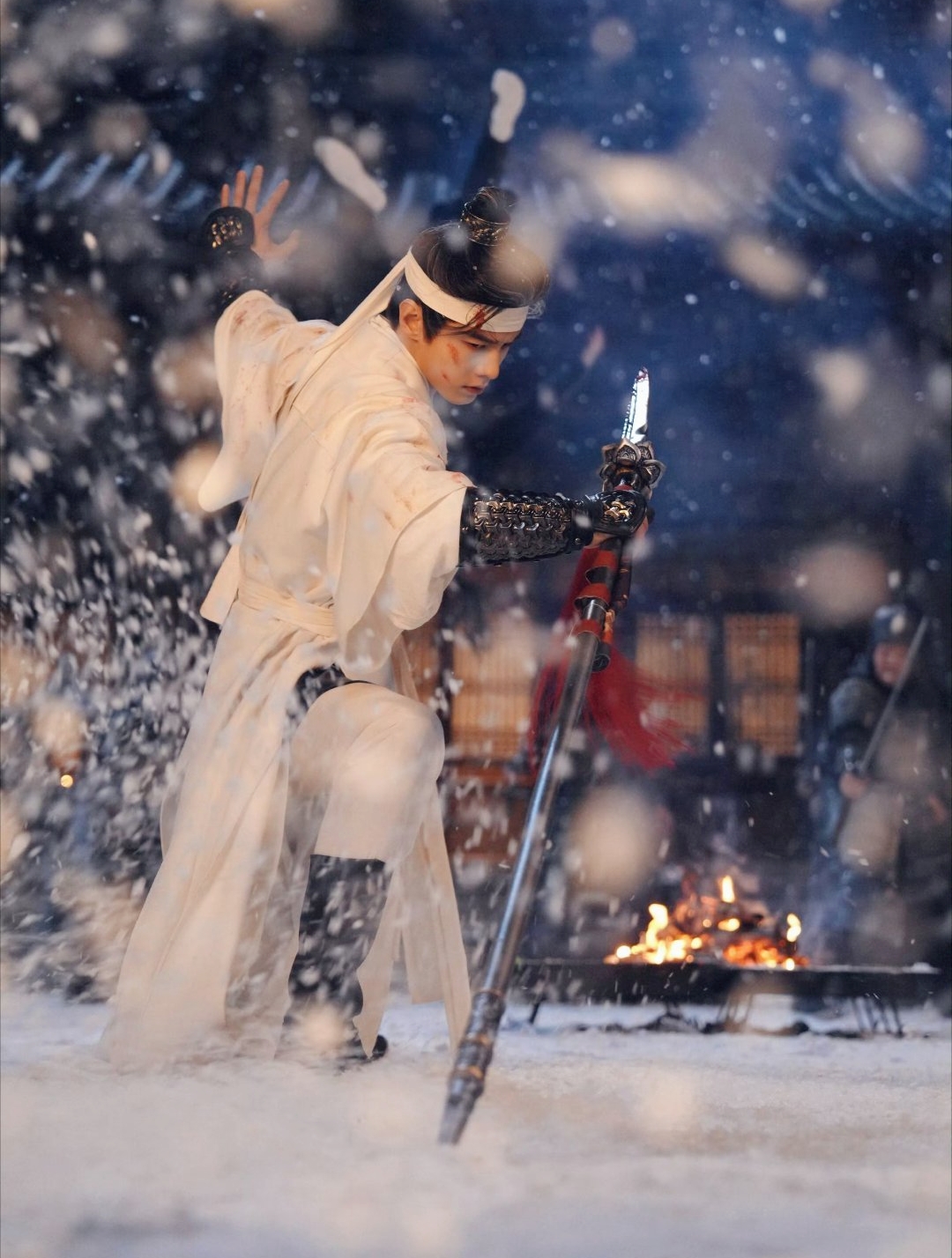 Đ&aacute;m cưới trong tuyết đang viral khắp Trung Quốc: C&ocirc; d&acirc;u - ch&uacute; rể đẹp đi&ecirc;n người, đỉnh cao thẩm mỹ phương Đ&ocirc;ng- Ảnh 3.