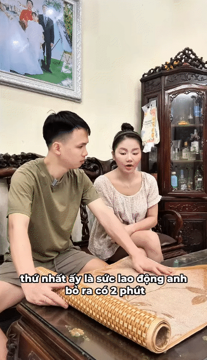 Chồng "rủ đẻ" n&oacute;i g&igrave; cho ngầu: M&agrave;n lập luận chất lượng v&agrave; pha chốt deal 200 triệu của c&ocirc; vợ H&agrave; Nội khiến hội chị em vỗ tay- Ảnh 4.