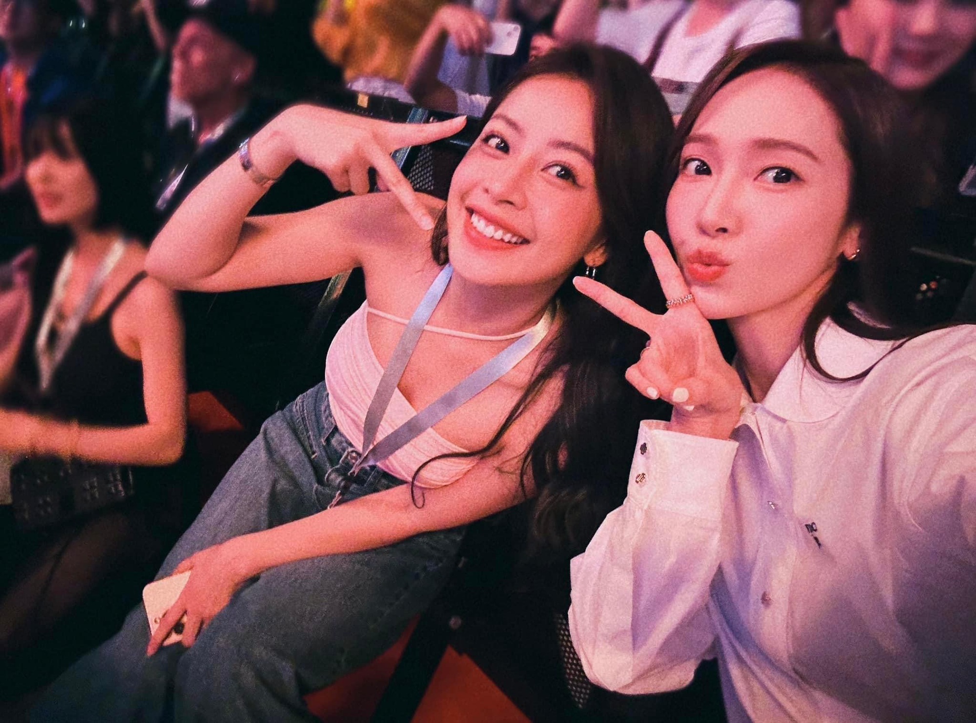 Mối quan hệ giữa Chi Pu v&agrave; "c&ocirc;ng ch&uacute;a Kpop" đời đầu, 1 h&agrave;nh động đặc biệt ngay tại Việt Nam- Ảnh 6.