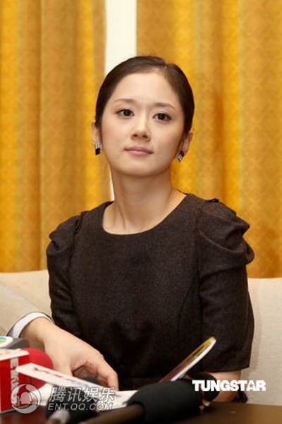 Showbiz c&oacute; mỹ nh&acirc;n l&agrave; ngoại lệ của tuổi t&aacute;c: C&agrave;ng lớn tuổi c&agrave;ng trẻ đẹp, v&igrave; một c&acirc;u n&oacute;i m&agrave; bị cấm s&oacute;ng- Ảnh 4.