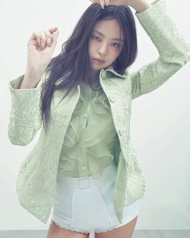 1 bức ảnh khiến tất cả phải "ngả mũ" th&aacute;n phục Jennie (BLACKPINK)!- Ảnh 9.