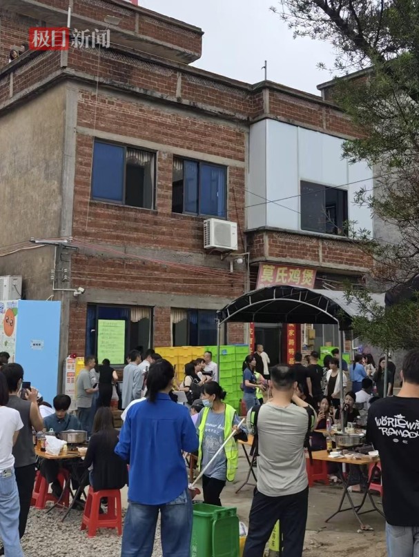 &Ocirc;ng chủ qu&aacute;n lẩu kiếm 20 triệu mỗi ng&agrave;y đuổi kh&ocirc;ng hết kh&aacute;ch, c&ocirc;ng khai chia sẻ kinh nghiệm 30 năm l&agrave;m nghề: B&iacute; quyết kh&ocirc;ng nằm ở c&ocirc;ng thức- Ảnh 2.