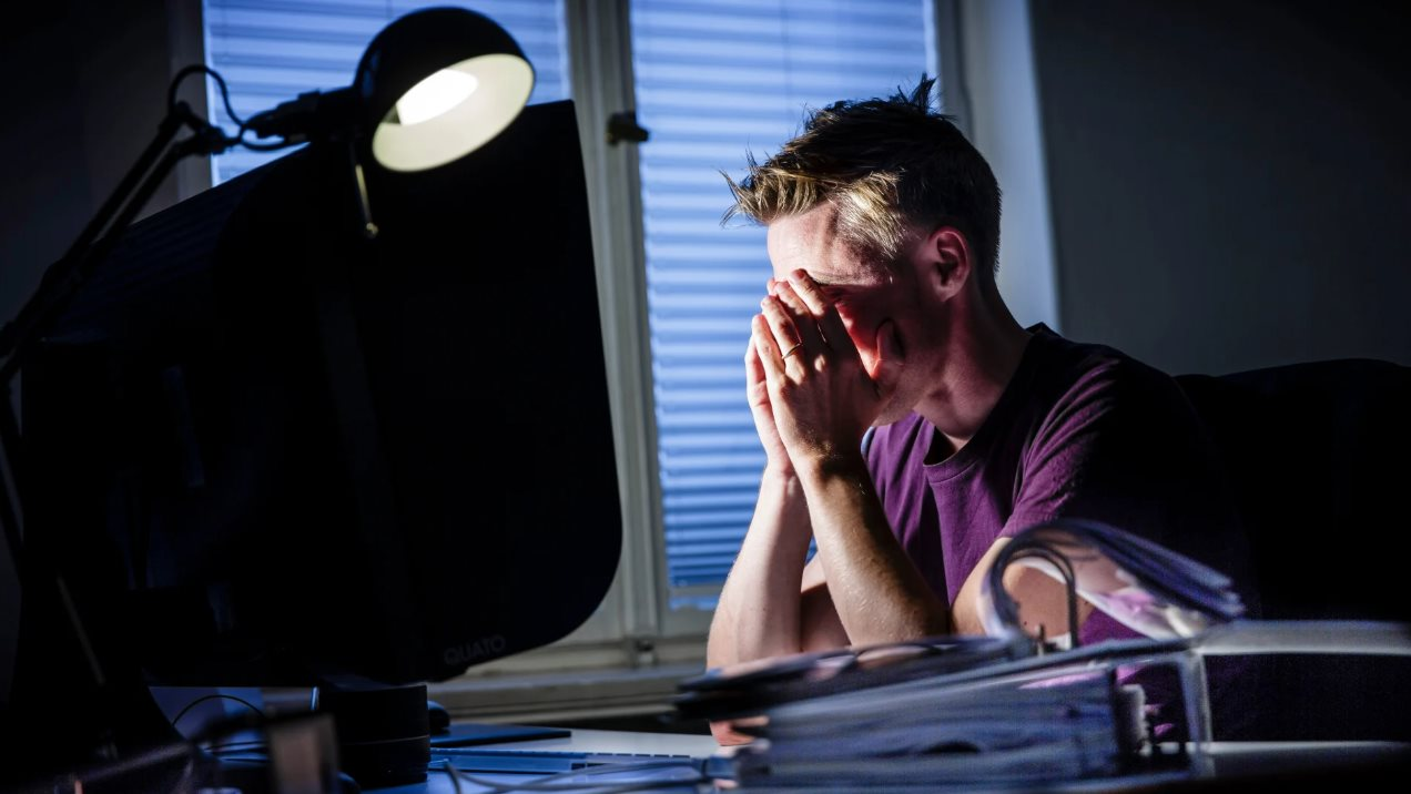 Chỉ 10 ph&uacute;t d&ugrave;ng AI, n&atilde;o bộ đ&atilde; phải "trả gi&aacute;" đắt: Sự thật chấn động vừa được h&eacute; lộ!- Ảnh 2.