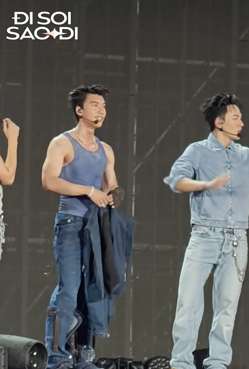 HIEUTHUHAI khoe body &ldquo;cực phẩm&rdquo; cơ bắp cuồn cuộn, t&aacute;i hiện vũ đạo từng g&acirc;y tranh c&atilde;i tại concert Anh Trai Say Hi- Ảnh 1.