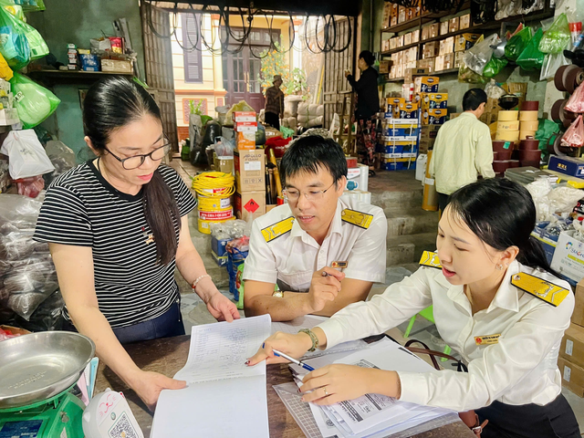 C&ocirc;ng văn mới của Cục Thuế: Hộ kinh doanh chỉ nộp thuế với phần doanh thu vượt 500 triệu đồng- Ảnh 1.