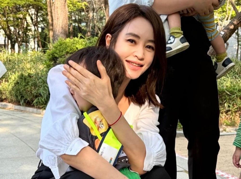 Gương mặt m&eacute;o m&oacute; g&acirc;y sốc của nữ thần sexy đẹp nhất H&agrave;n Quốc- Ảnh 2.