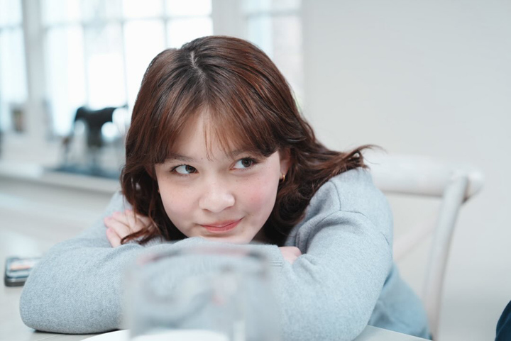 Sao nh&iacute; 12 tuổi "xứ ch&ugrave;a V&agrave;ng" đ&oacute;ng phim Việt đang dẫn đầu ph&ograve;ng v&eacute; l&agrave; ai?- Ảnh 5.