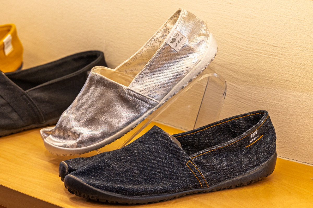 Th&iacute;ch gi&agrave;y Tabi nhưng v&iacute; tiền n&oacute;i "kh&ocirc;ng": Đ&acirc;y l&agrave; những lựa chọn gi&aacute; mềm khiến Margiela cũng phải "d&egrave; chừng"- Ảnh 10.