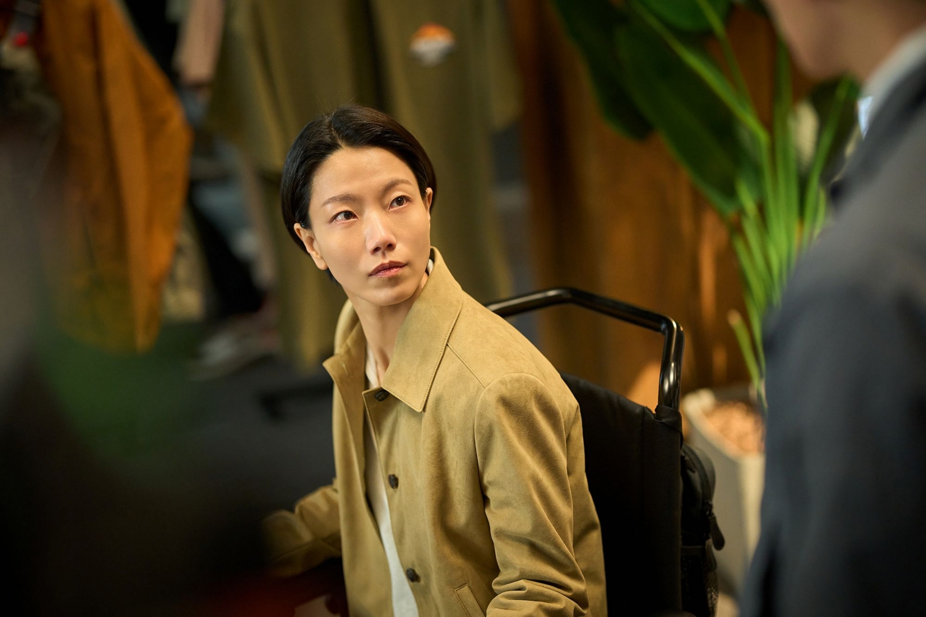 Thấy phim H&agrave;n n&agrave;y l&agrave; da g&agrave; nổi từng cục mới sợ: D&agrave;n cast to&agrave;n tinh t&uacute;y, nữ ch&iacute;nh 29 năm vẫn đẹp điếng hồn- Ảnh 10.