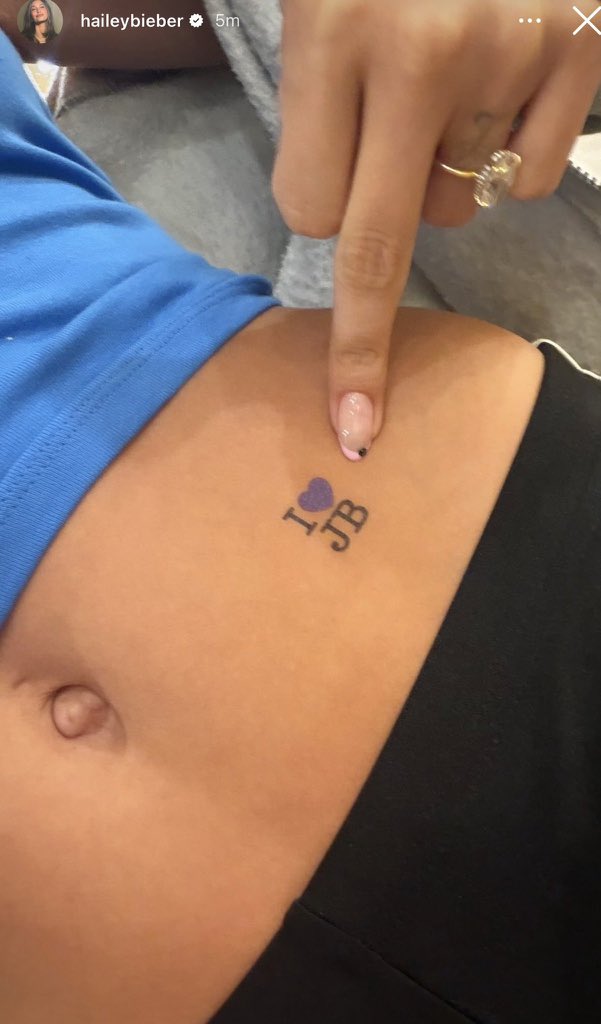 Kh&ocirc;ng cần tranh c&atilde;i Hailey hay Billie Eilish xứng đ&aacute;ng hơn, bởi tại Coachella c&oacute; một Justin Bieber đ&atilde; được chữa l&agrave;nh! - Ảnh 6.