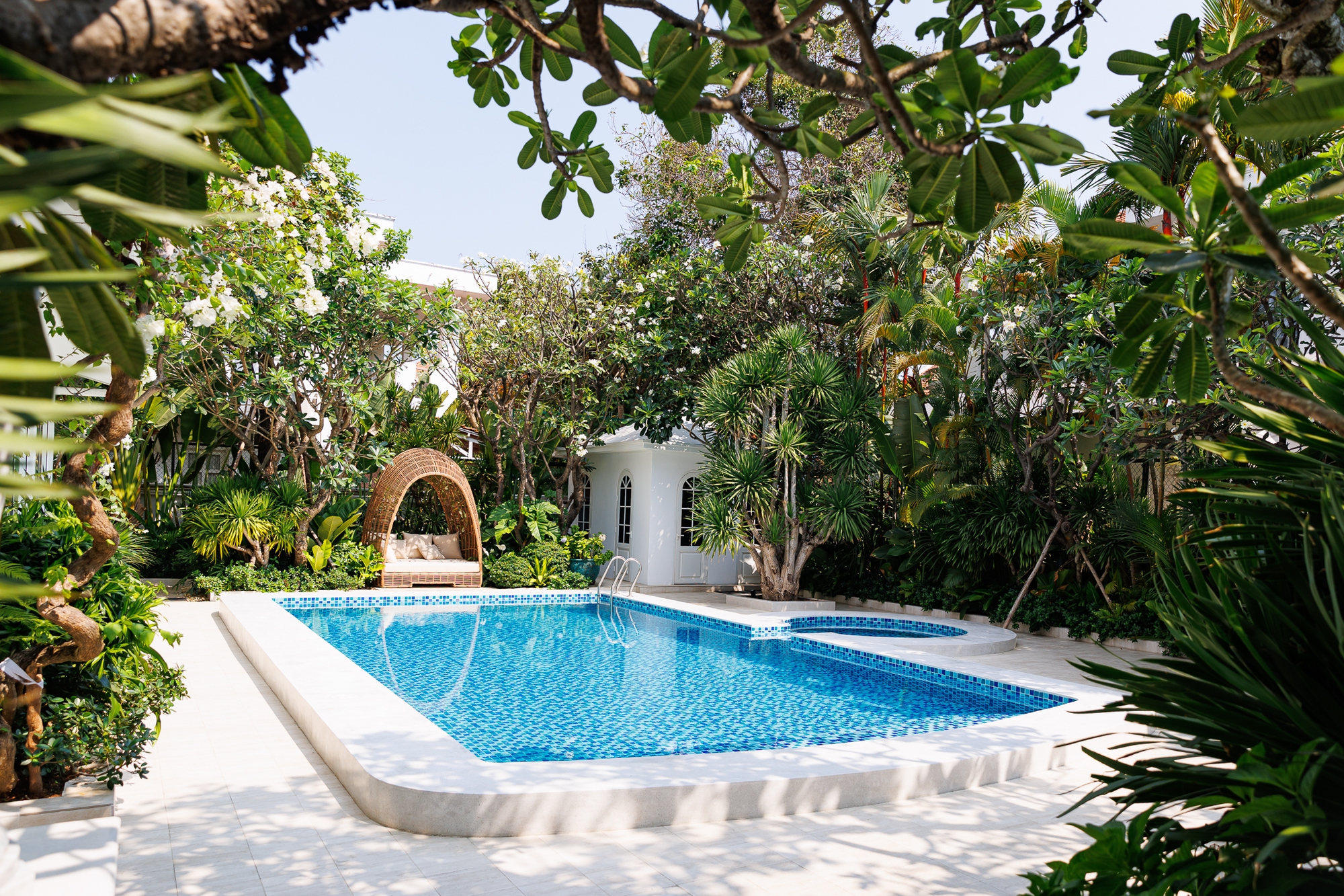 Nh&agrave; thiết kế Đỗ Mạnh Cường: "Nếu kh&ocirc;ng gi&agrave;u, t&ocirc;i kh&ocirc;ng d&aacute;m nhận 10 con nu&ocirc;i"- Ảnh 5.