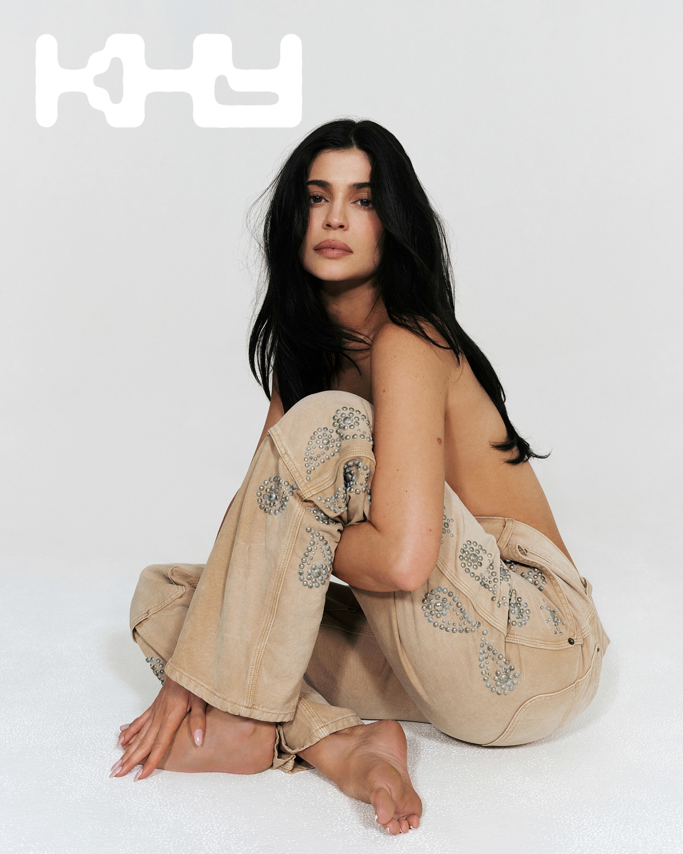 T&igrave;nh h&igrave;nh của Kylie Jenner sau nghi vấn vỡ t&uacute;i ngực ở Coachella- Ảnh 6.